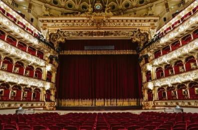 Teatro Petruzzelli di Bari, l’ora delle scelte: il rebus nuovo sovrintendente