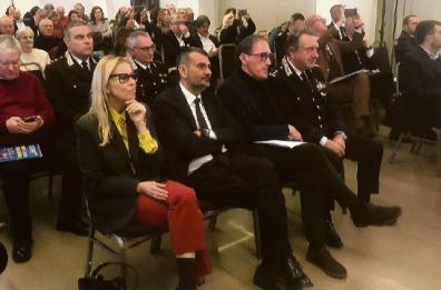 Decaro difende il voto favorevole al piano europeo per le armi: «Con Trump siamo costretti a difenderci»