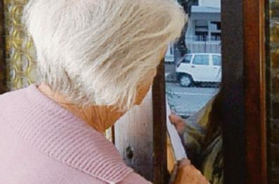 Flagello truffe agli anziani: vittime due novantenni. Bottino da 10mila euro. Ecco il vademecum anti frode