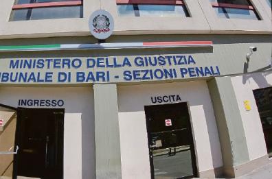 Codice interno, è il giorno della difesa di Olivieri. Il gup: «Non venga a Bari, resti in Salento»