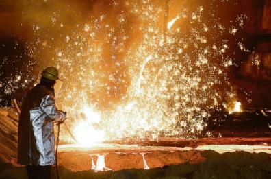 L'ex Ilva rischia di fermarsi: a Taranto in 4.000 verso la cassa integrazione
