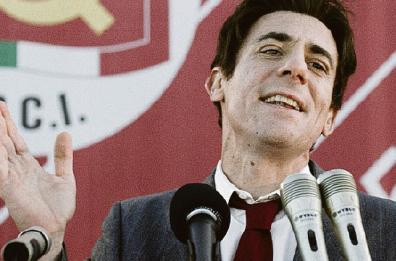Nel film diretto da Andrea Segre la sfida ai dogmi della guerra fredda del leader del Pci Enrico Berlinguer