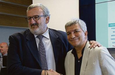 Puglia, Emiliano e Vendola: «Noi in campo per le Regionali, aiuteremo Decaro»