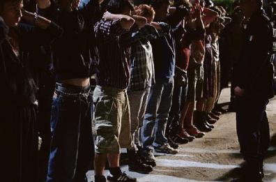 Destini incrociati durante il G8 Le violenze alla «Diaz» di Genova nel film diretto da Daniele Vicari