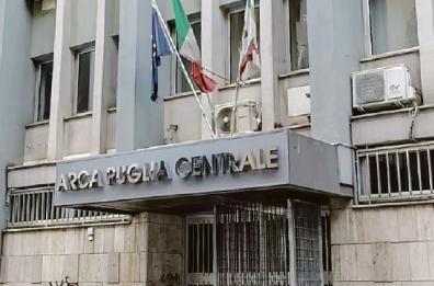 Bari, «la mazzetta al funzionario per la casa popolare»: indagati in quattro, c'è pure una 86enne