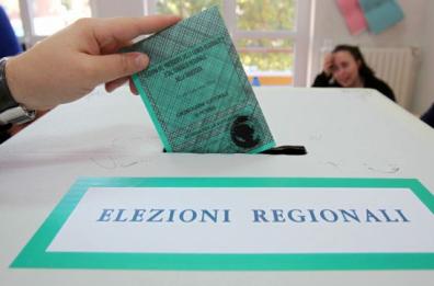 L’ora della scelta in tre regioni: Puglia, Campania e Veneto al voto L’ora della scelta in tre regioni: Puglia, Campania e Veneto al voto