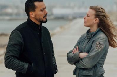 Thriller poliziesco sulle strade ruvide della cupa Marsiglia Thriller poliziesco sulle strade ruvide della cupa Marsiglia