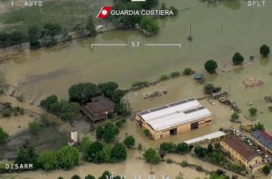 Lecce, azienda premia i lavoratori impegnati in Emilia Romagna