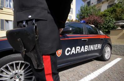 Violenta e maltratta anziani in casa riposo, arrestato operatore sanitario a Capri Violenta e maltratta anziani in casa riposo, arrestato operatore sanitario a Capri
