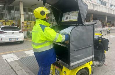 Crescita record dei volumi, Poste potenzia consegne e servizi a Milano Crescita record dei volumi, Poste potenzia consegne e servizi a Milano