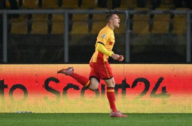 Il Lecce batte il Pisa 1-0 e fa un passo verso la salvezza, decide Stulic Il Lecce batte il Pisa 1-0 e fa un passo verso la salvezza, decide Stulic