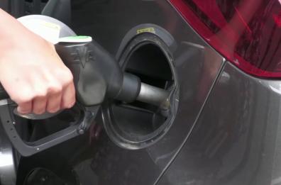 Carburanti, il taglio delle accise prorogato all&rsquo;1 maggio