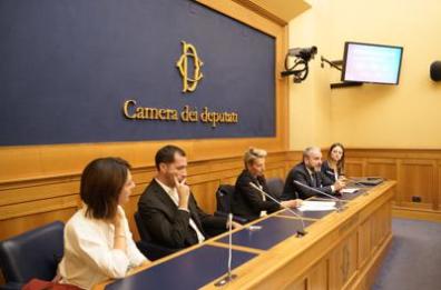 Imprese, Vacarini (Unipol): "Diventino media company per dialogare con nuove generazioni"