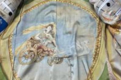 Affreschi da indossare, la moda racconta Filottrano grazie a Luca Paolorossi