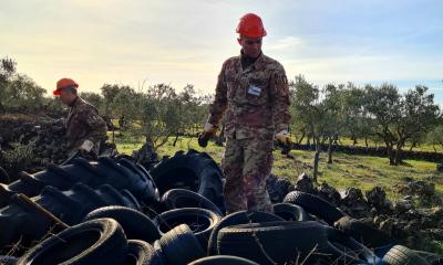 Alta Murgia, un &laquo;green day&raquo; per liberare il Parco dai pneumatici abbandonati