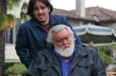 «Esprimi un desiderio»: a Bari il regista Volfango De Biasi e Max Angioni presentano il film con Diego Abatantuono che celebra la terza età