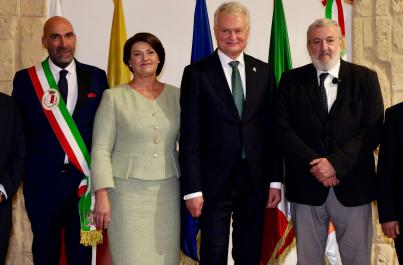 Il presidente lituano Nausèda e la moglie in visita in Puglia