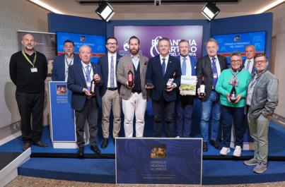 Comunicato Stampa: CRV - Presentata in Consiglio Veneto la rassegna enogastronomica ‘Recantina e Tartufo’
