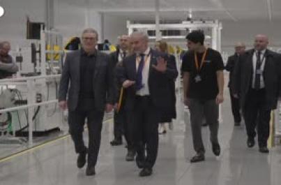 F1, primo ministro Regno Unito visita centro McLaren dopo vittoria di Lando Norris