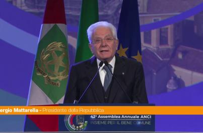 Mattarella "L'astensione preoccupa, sfida per chi crede nella partecipazione"