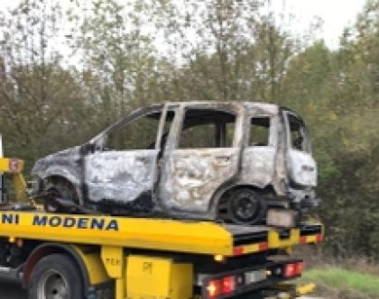 Modena Trovato Cadavere Carbonizzato La Gazzetta Del