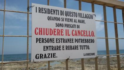 mola lo scandalo delle ville abusive su suolo comunale mai eseguita la demolizione la gazzetta del mezzogiorno