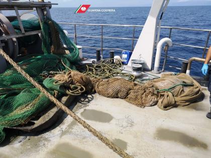 Margherita Di Savoia Rete Da Pesca A Strascico In Mare Per Sfuggire Ai Controlli Recuperata La Gazzetta Del Mezzogiorno