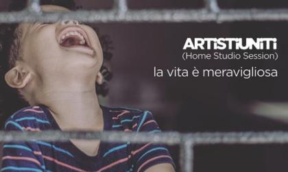 La Vita E Meravigliosa L Inno Positivo Degli Apres La Classe Con Pau E Drigo Dei Negrita Lele Dei Negramaro E Tanti Amici Artisti La Gazzetta Del Mezzogiorno