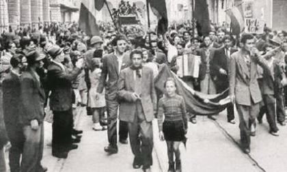 Puglia Quei Cortei Spontanei Per Il 25 Aprile Cosi Arrivo La Notizia Della Liberazione La Gazzetta Del Mezzogiorno