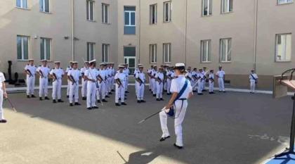 Taranto, balletto per TikTok al giuramento dei sottufficiali della Marina:  tenente sotto accusa - La Gazzetta del Mezzogiorno