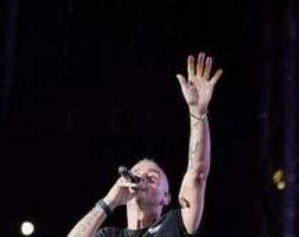 Buon Natale Ramazzotti.Nuovo Singolo Ramazzotti Buon Natale La Gazzetta Del Mezzogiorno