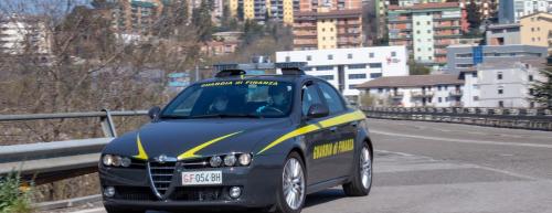 Fisco: scoperta evasione Iva per 57 mln euro, tre arresti a Potenza