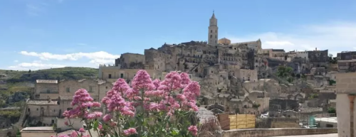 Matera sbarca sulla tv inglese: in città le riprese della serie culinaria «Tom Kerridge cooks Italy»