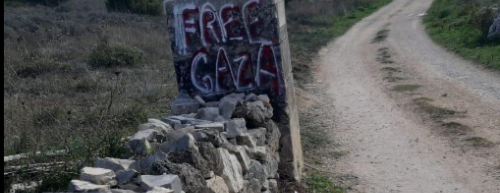 Scritte pro-Palestina con lo spray nel Parco della Murgia Materana: denuncia contro ignoti