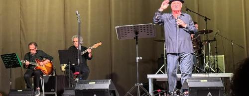 «Scatole di vetro: 50 anni di noi», Maurizio Petrelli e la sua Big Band celebrano mezzo secolo di musica e ricordi
