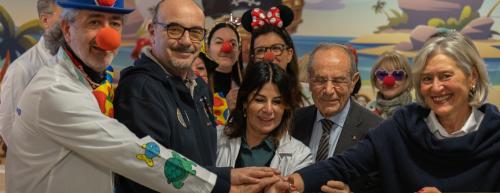 Bari, inaugurata la nuova sala d&rsquo;attesa pediatrica del &laquo;Giovanni XXIII&raquo;: colori e fantasia grazie ai fondi della Pigiama Run