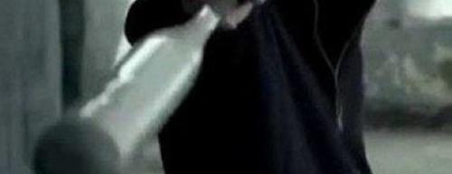 Aggrediti a colpi di mazza da baseball sulla statale tra Lecce e Gallipoli: tre feriti