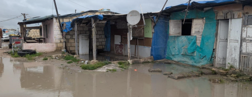Da anni in attesa del permesso, 29enne si suicida nel ghetto del Foggiano: la tragedia tra l'acqua e il fango
