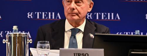 Stellantis e governo uniti sull'auto, l'Ue cambi in fretta