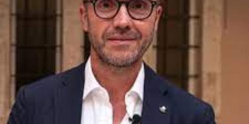 L&rsquo;orchestra da camera Ucraina a Fasano e il sindaco gli dona un albero d'ulivo