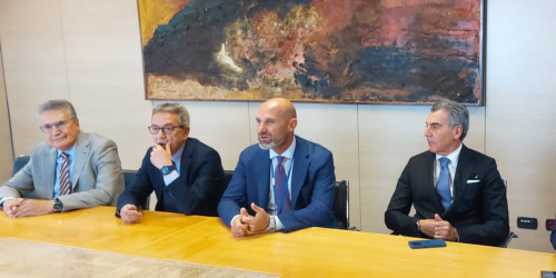 Aeroporto Brindisi, l’annuncio di Vasile: «Nuovi voli per Roma e l’Olanda»