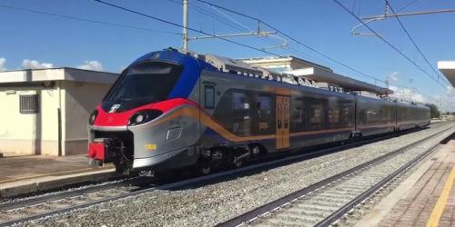 Violenza sul regionale Bari–Foggia: passeggero aggredisce ferroviere e una giovane capotreno vicino alla stazione di Incoronata