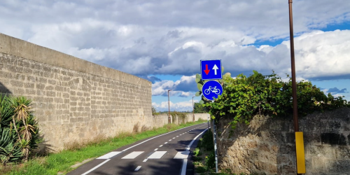 &laquo;Lecce non &egrave; una citt&agrave; per le bici&raquo;: &laquo;incuria&raquo; e &laquo;abbandono&raquo; tra cantieri fermi e tratti cancellati
