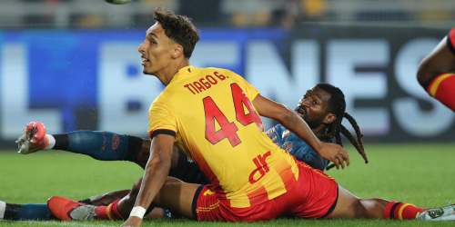 Lecce, parla il doppio ex Savino: &laquo;&Egrave; tempo di osare: a Napoli con coraggio&raquo;