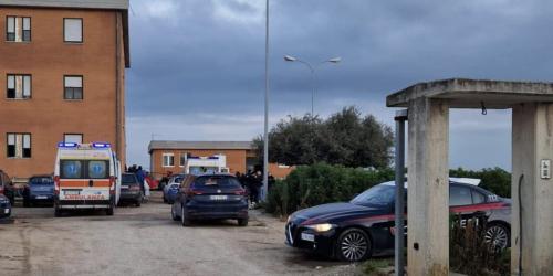 Lite tra migranti nel ghetto di San Severo: giovane del Gambia ucciso a colpi di martello