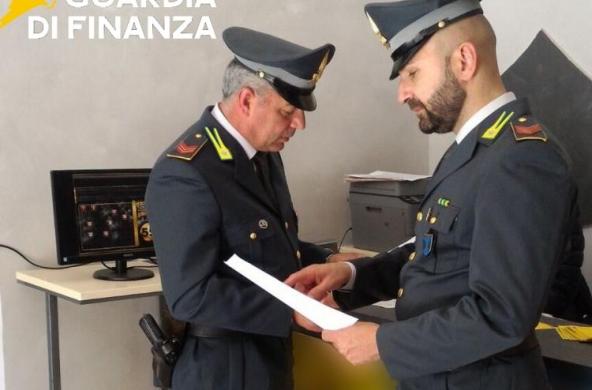 Slot machine, nel Tarantino la guardia di finanza scopre un giro di evasione fiscale da 8 mln: in 5 segnalati