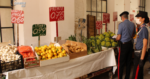 Fase 2 Fruttivendolo Di Bari Viola Le Norme Anti Covid Denunciato E Sanzionato La Gazzetta Del Mezzogiorno
