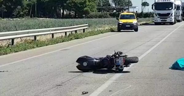 foggia sbanda con la moto centauro muore nell impatto era un militare di 38 anni la gazzetta del mezzogiorno