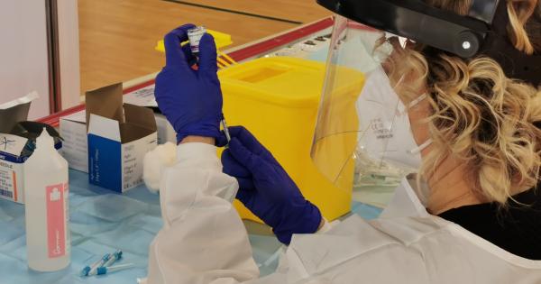 Vaccini in Puglia, Lopalco: «Senza dosi è impossibile dare data per 60-79 anni» - La Gazzetta ...