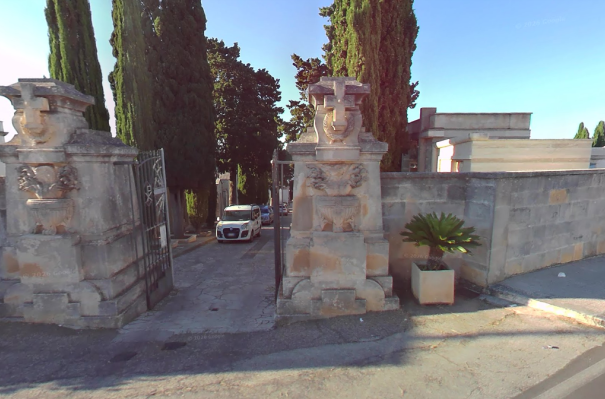 Cisternino, una 71enne muore mentre va alla veglia funebre del marito: aperta un'inchiesta Cisternino, una 71enne muore mentre va alla veglia funebre del marito: aperta un'inchiesta